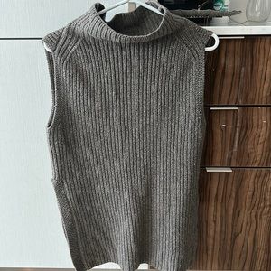 Wilfred sleeveless sweater